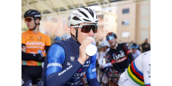 Pello Bilbao wint etappe